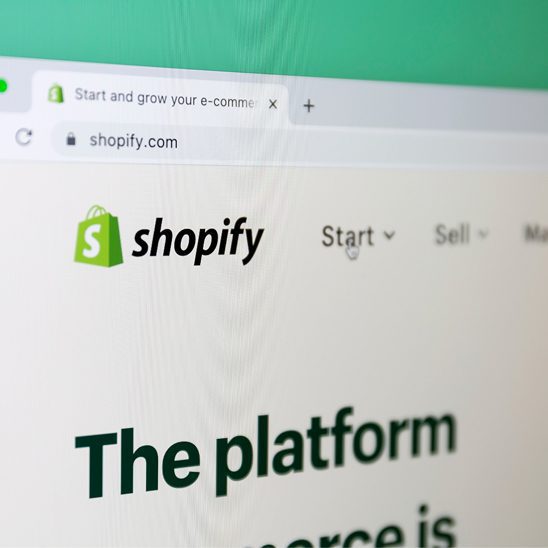 Shopify website homepage interface displayed in a browser, representing the Shopify ecommerce platform